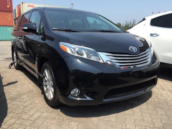 17款丰田塞纳3.5两驱/四驱简洁大气