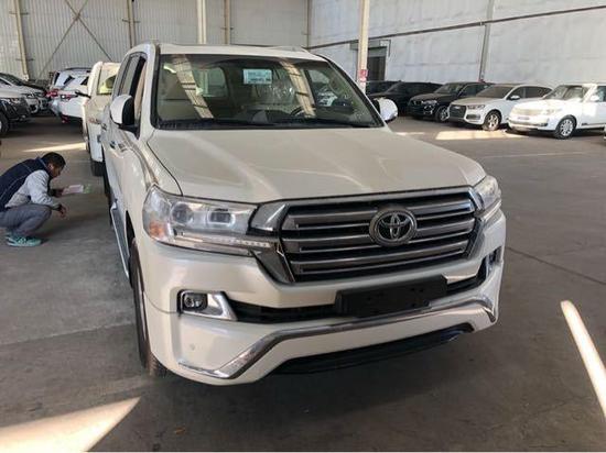 2017款酷路泽5700越野巅峰年末钜惠上市