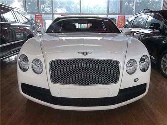 2017款宾利飞驰V8 独家资讯大减价