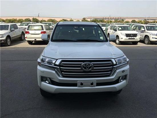 17款酷路泽4000 暖心的价格 让冬天不冷