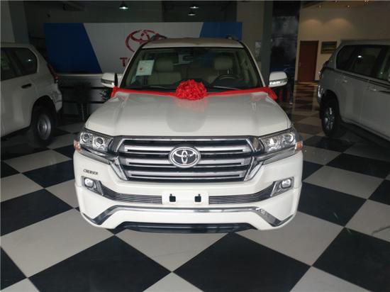 17款丰田酷路泽4000天津现车低价再赠礼