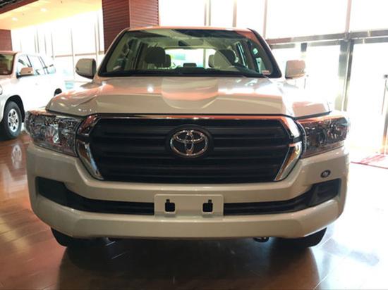 17款丰田酷路泽4.0中东版 豪气万丈惠降