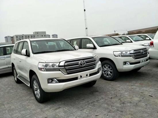 18款丰田兰德酷路泽4000中东版出售