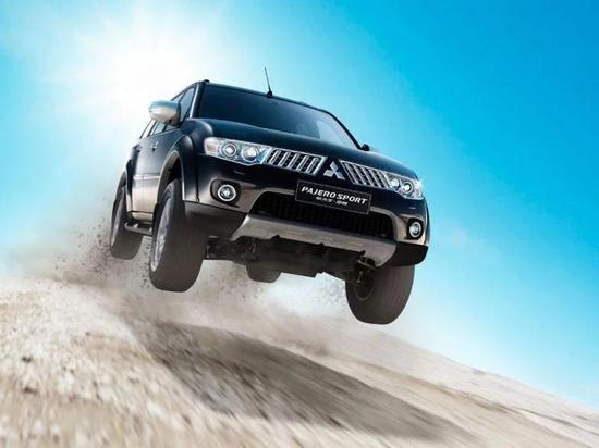 2017款三菱帕杰罗V97迎来超值低价