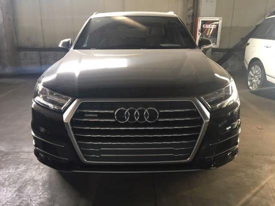 18款奥迪Q7加版科技型现车港口直销优惠
