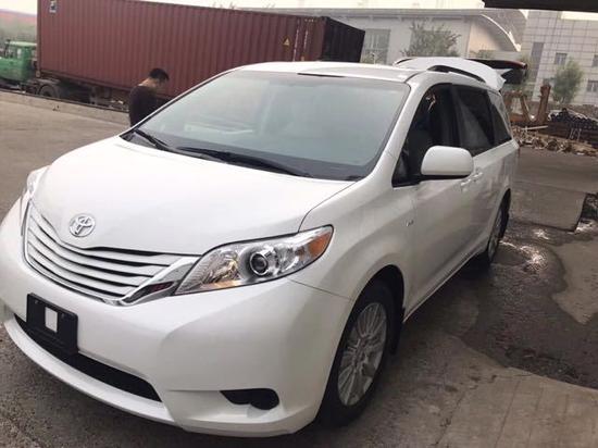 2017款丰田塞纳 舒适MPV商务促销