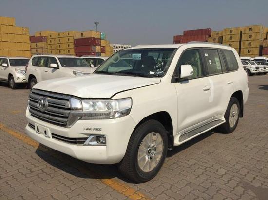 丰田兰德酷路泽4600高端气派柔美线条