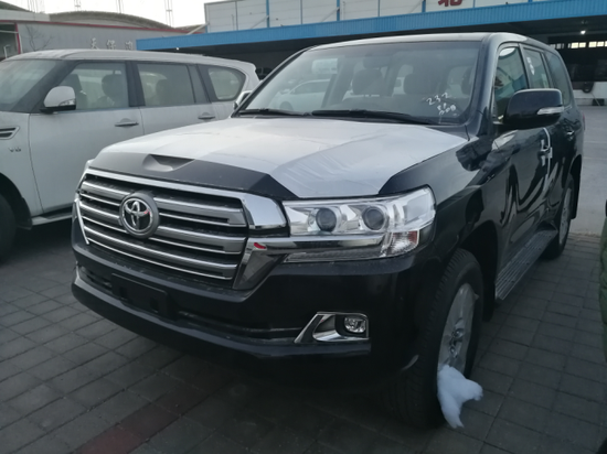 18款丰田酷路泽4000中东版天津价格配置