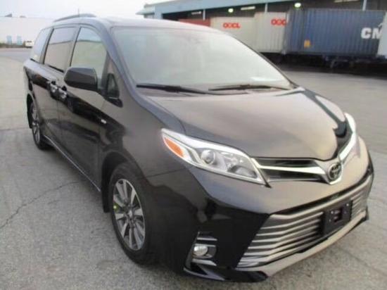 2018款丰田塞纳现车到店 配置更丰富