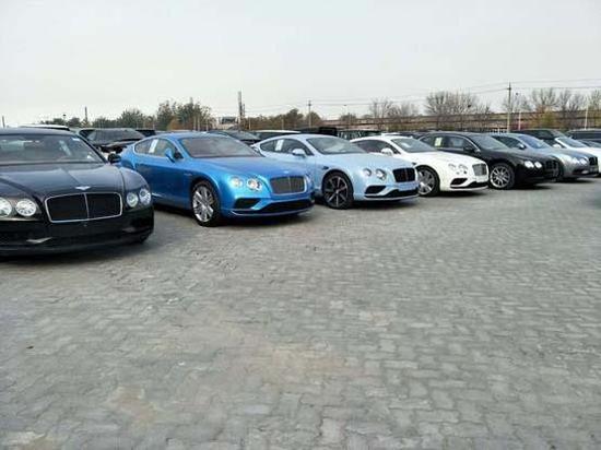 2017款宾利飞驰欧规现车天津港最低报价