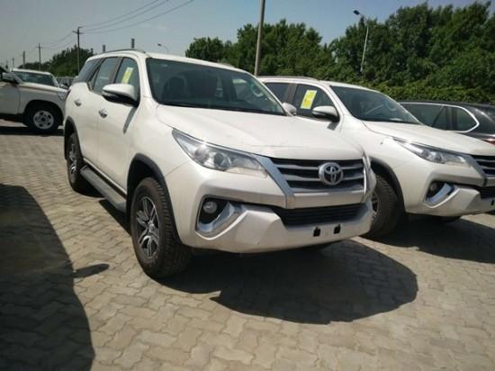 18款丰田穿越者2700热卖价普拉多的同胞