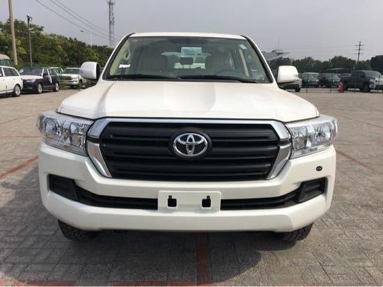 2017款进口丰田酷路泽4000 丐版降价钜惠