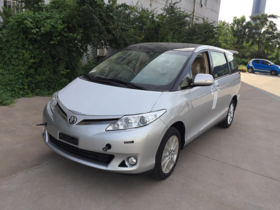 2017款丰田大霸王普瑞维亚超值底价提车