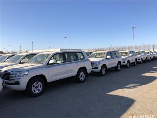 18款中东酷路泽4000销售提速动力上提速