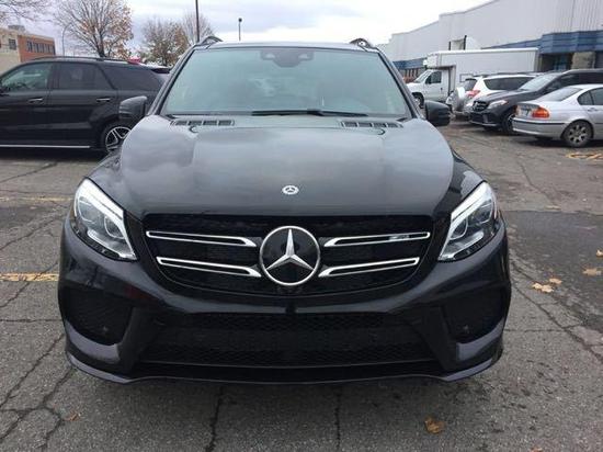 2018款奔驰GLS450加版奢华SUV尤显尊贵