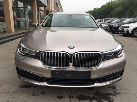 中东版宝马740Li 平行进口现车配置丰富