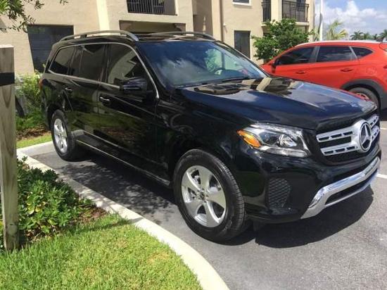 2017款奔驰GLS450现车 极限底价冲量大促