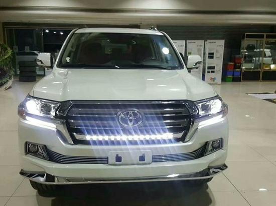 18款丰田巡洋舰兰德酷路泽4000中东报价