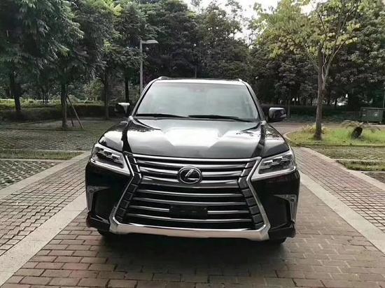 2018款雷克萨斯LX570百万级SUV硬派风格
