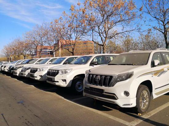 18款霸道2700新车到店大量年末限时促销