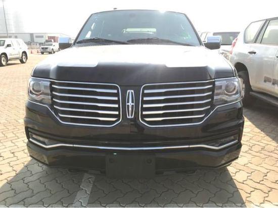 林肯领航员平行进口身形庞大气势磅礴