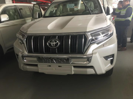 18款中东版丰田普拉多4000全面到港促销