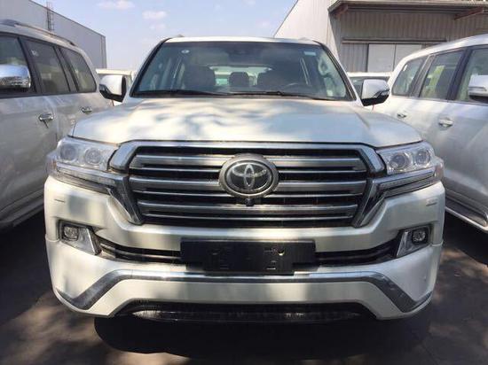 丰田酷路泽5700中东版配置齐全等你选