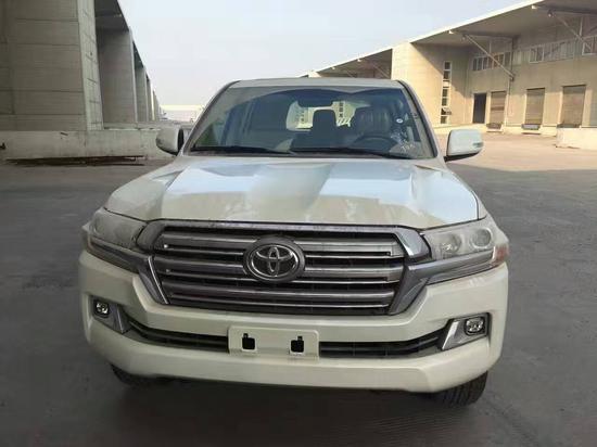 17款丰田酷路泽4000 中东陆巡升级促销中