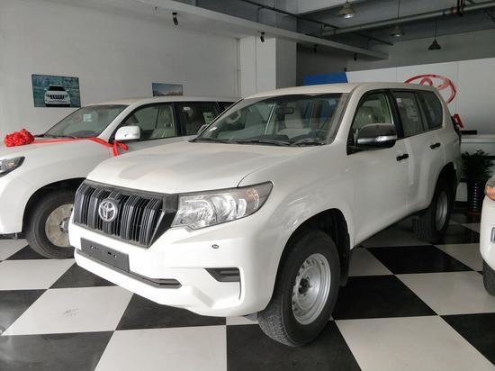 18款丰田霸道2700 手续齐全现车巨幅惠