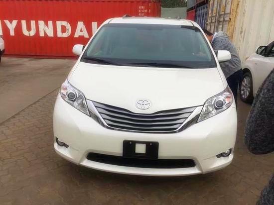 17款丰田塞纳报价最低 七座商务等着你