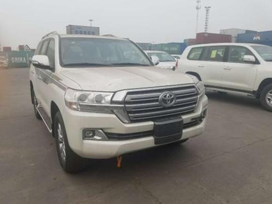 丰田酷路泽4000中东丐版五座越野可分期