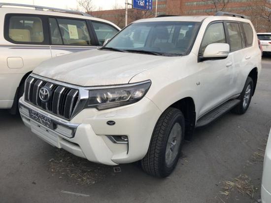 18款丰田霸道4000促销内饰更加精致豪华