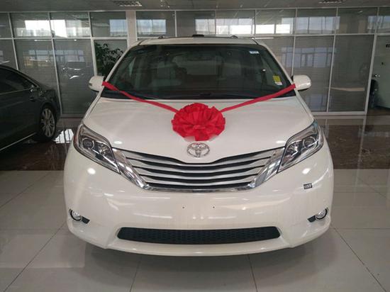 2017款丰田塞纳 店内现车钜惠促销