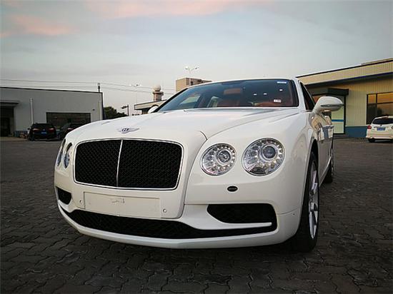 2018款宾利飞驰V8S高功率大马力现车优惠