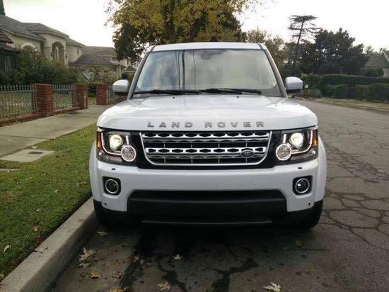 路虎发现四展位现车 极速越野崭露锋芒