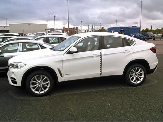 18款宝马X6传承经典科技创新全国可贷款