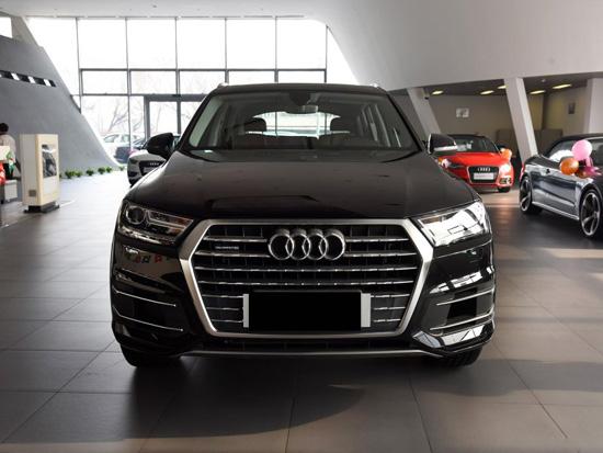 18款奥迪Q7现车手续齐 降价优惠月底冲量