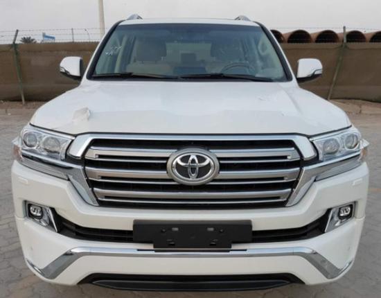 18款丰田酷路泽4000现车优惠6.98万促销