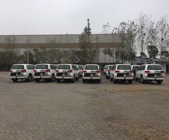 18款丰田兰德酷路泽4000配置详情港口价