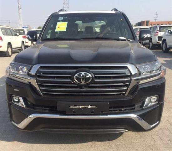 18款丰田酷路泽5700VXS港口 走势很硬朗