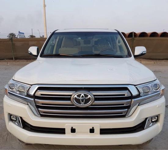 18款丰田酷路泽4000天津港最新行情价格