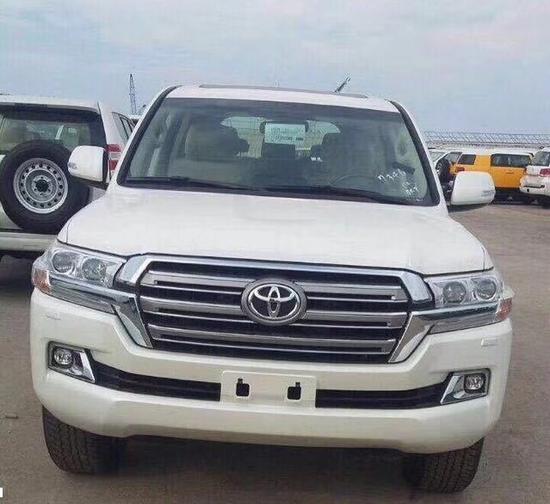 2018款丰田酷路泽4000降价中东版有优惠