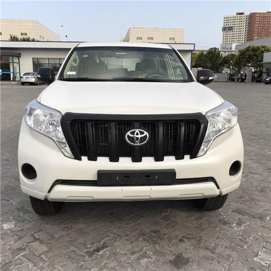 2017款丰田霸道2700最优惠价格直降到底