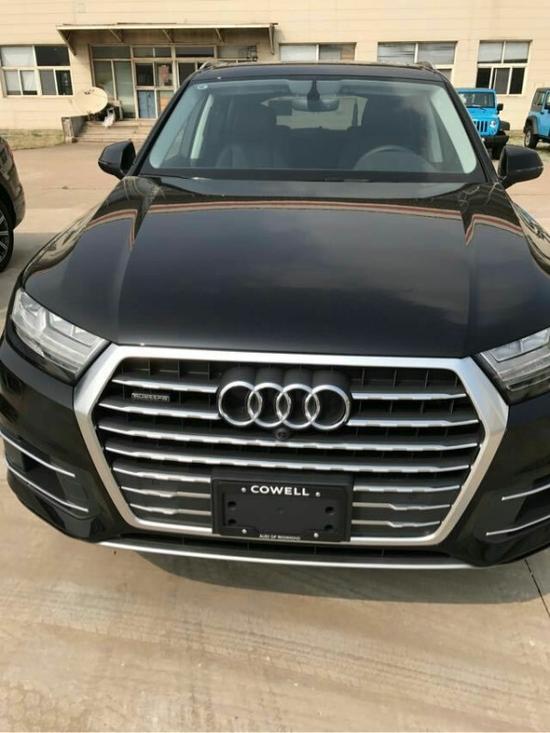 2017款奥迪Q7低调奢华SUV汹涌澎湃