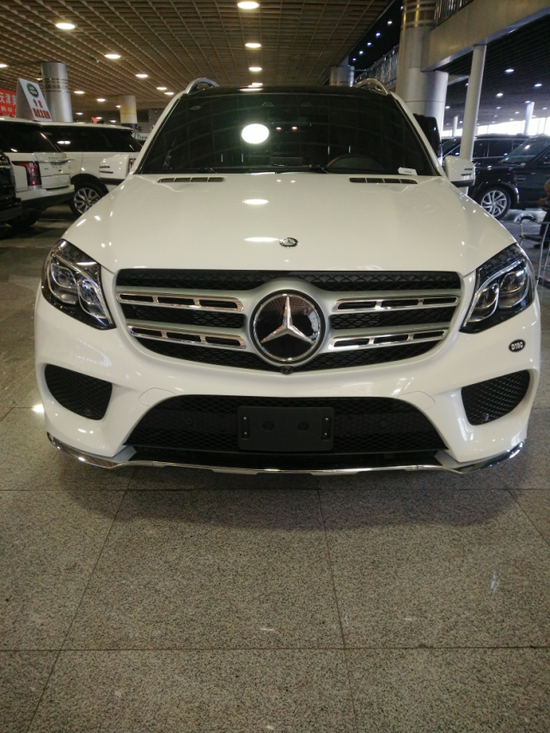 奔驰GLS550平行进口现车手续齐优惠销售