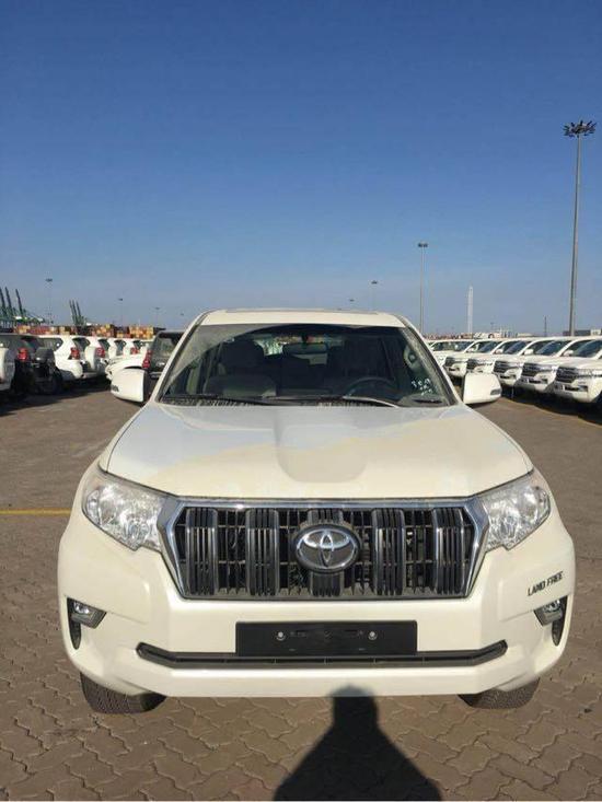 18中东丰田霸道4000全时四驱性能更出色