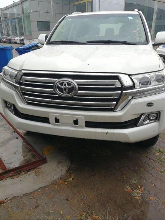 17款丰田酷路泽4600 全时四驱嗨翻底价