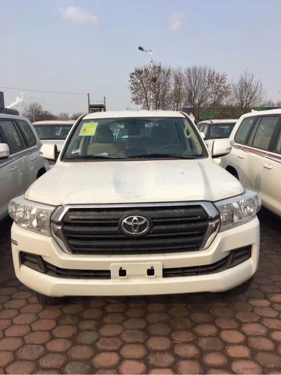 领略山川大河18款丰田酷路泽4000优惠