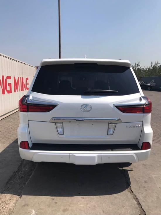 雷克萨斯LX570现车中东版八座高配性能