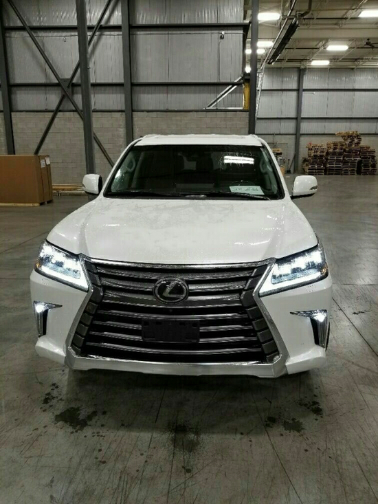 18款雷克萨斯LX570加版港口直销手续随车